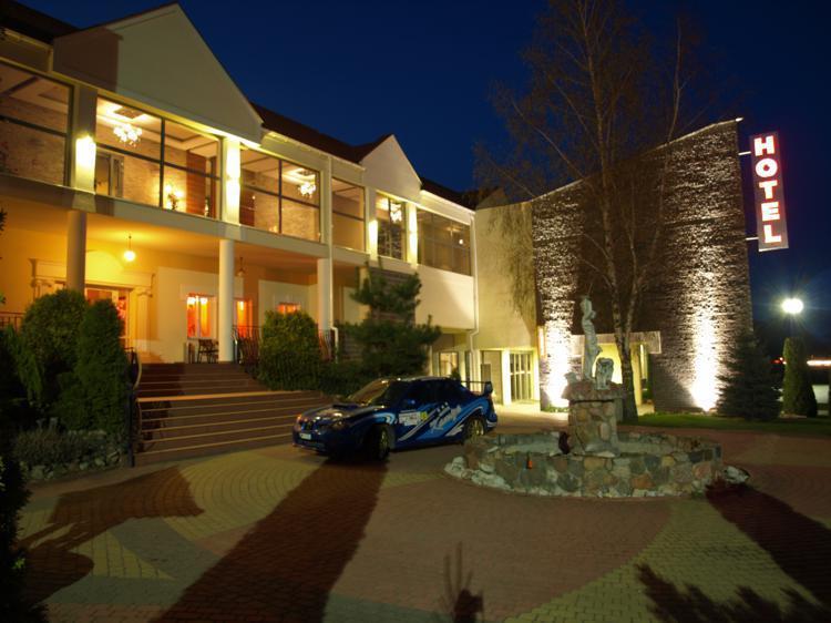 Hotel Kamiza วิสช์คูฟ ภายนอก รูปภาพ
